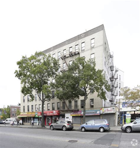 1382 Crotona Ave Bronx Ny 10456 Office For Lease Loopnet