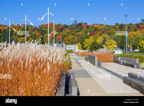 Canada Quebec The Scenic Chemin Du Roy Quebec City Samuel De