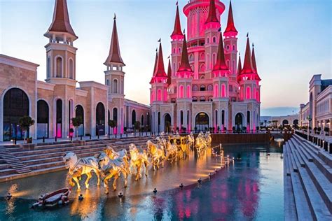 The Land of Legends в Белеке - Экскурсии в Турции