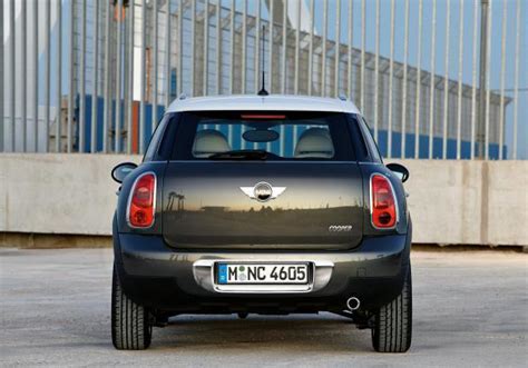 Foto Mini Countryman Per Neopatentati Posteriore