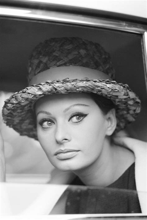 The Most Beautiful Italian Actresses Of All Time Sophia Loren Sofia