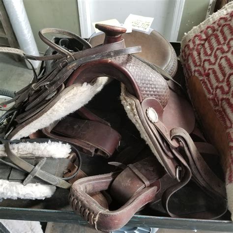 Sylver Supreme Rawhide Quarter Horse Tree Saddle Complete W Saddle Pad