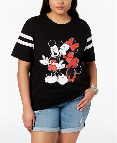 Disney Plus Size Mickey And Minnie Mouse Kiss T Shirt In Black Lyst