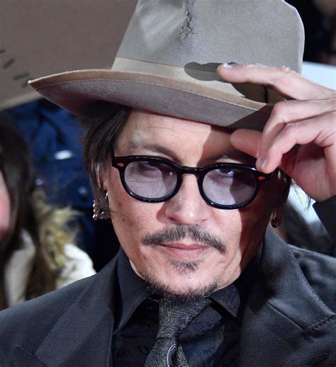 Johnny Depp chassé des Animaux fantastiques