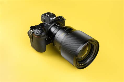 nikon  mm   noct review lens comparisons
