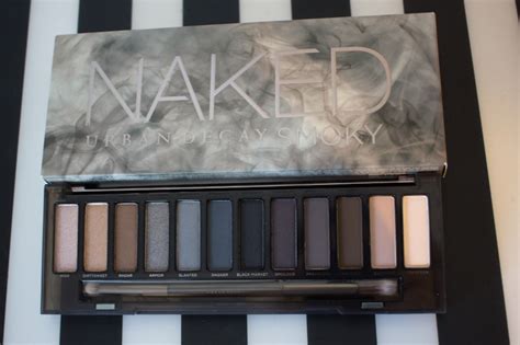La Naked Smoky Vaut Elle Le Coup Blood Is The New Black