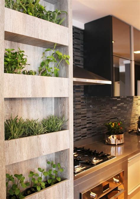 8 Ideas Originales Para Decorar La Cocina Con Plantas