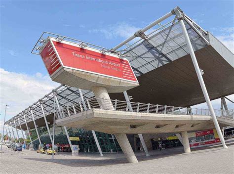 Tirana airport. Info, guide, connections Albania bus taxi car. Tickets price