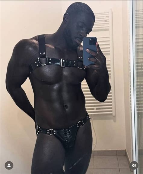 XXHomeAlone Channel Page XVIDEOS