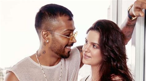 Hardik Pandya Wife हार्दिक पांड्या अपनी पत्नी नताशा के साथ निकले घूमने शेयर की फोटो Check Out