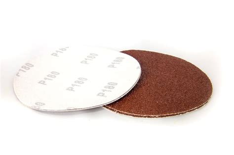 Premium Photo Round Discs Of Sandpaper Isolated On White