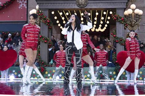 Cher Performs At 2023 Macys Thanksgiving Day Parade