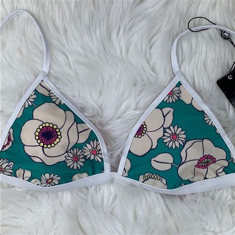 Wildfox Swim Wildfox Sixties Floral Triangle Bikini Top Poshmark