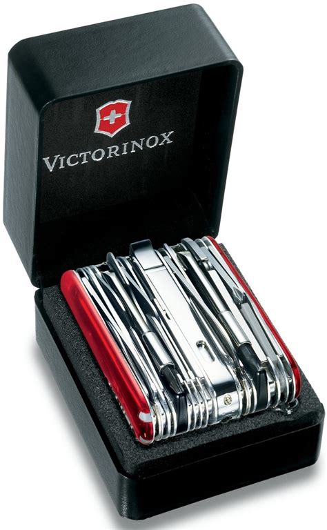 Ivo GRANDIČ Kleště kladiva hasáky nůžky nože Victorinox 1