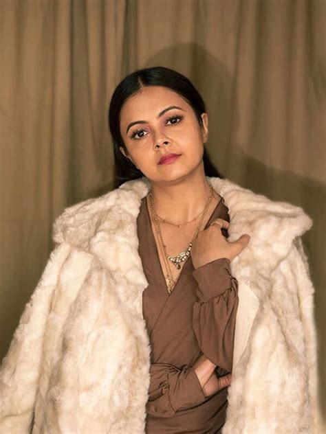 Bikini Clad Devoleena Bhattacharjee Sets Hearts Racing As She Chills By The Pool The Etimes