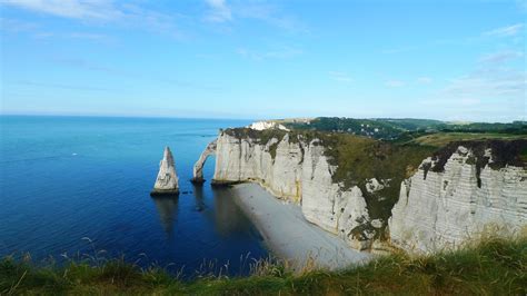 24 Hours in Étretat, Normandy: A Photo Essay - CP