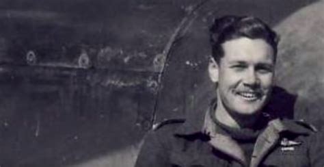 Spitfire Pilot Recalls Epic Cockpit Wrestle With Snake - World War Wings