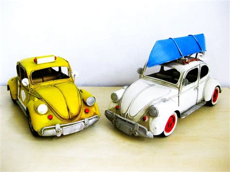 Deux modèles de voitures vintage décoratifs Volkswagen Catawiki