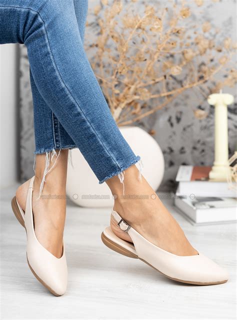 Nude Flat Flat Shoes