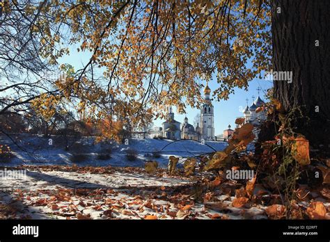 Autumn Snow Park USA Stock Photo - Alamy