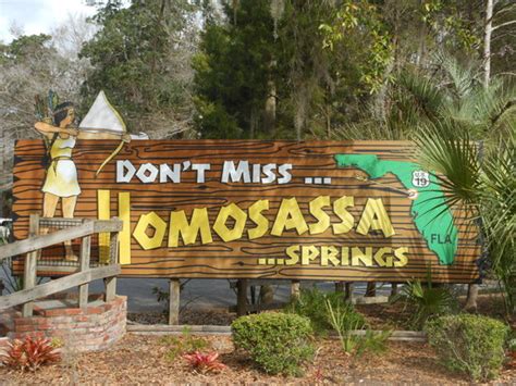 Disappointing zoo - Ellie Schiller Homosassa Springs Wildlife State ...