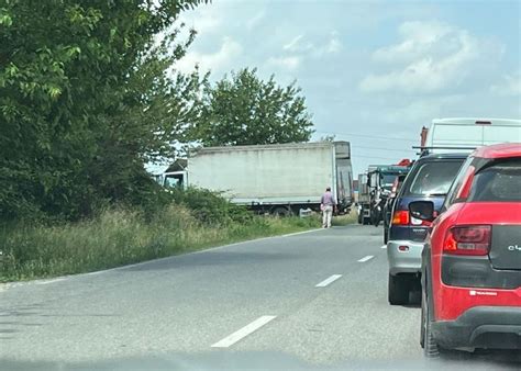 Incidente Tra Un Camion E Un Auto Tra Novi Ligure E Basaluzzo