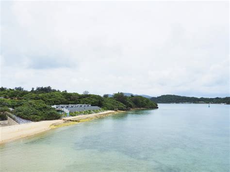 古宇利大橋南詰展望所へのドライブ旅行！沖縄本島の絶景ポイントを楽しもう！ おきなわランチ 沖縄がグッと近くなる観光旅行情報サイト