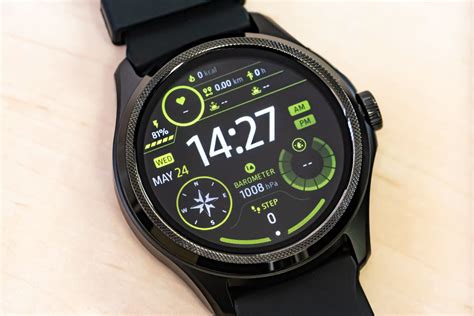 Review Of Mobvoi S Latest Wear Os Smartwatch The Ticwatch Pro Up To