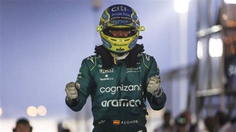 Fernando Alonso Cambia De Colores En Su Nuevo Casco Para Silverstone