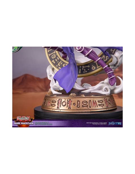 Yu Gi Oh Dark Magician Purple Edition Pvc Statue