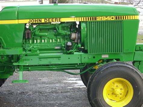 John Deere 2940 Antique Tractor Restoration | Kuhn's Equipment Repair ...