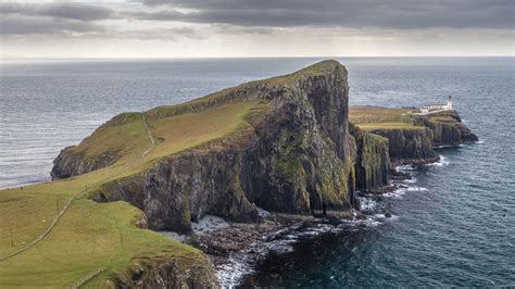 Neist Point Lighthouse Neist Point Lighthouse On The Isle Of Skye