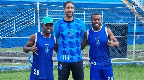 Marcudinho Jonathan Louredo e Breno Santos são os primeiros reforços