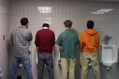 Public Bathroom Etiquette 9 Things You Dont Say At Urinals Huffpost