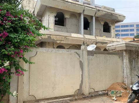 Terrains Vente villa à démolir Point E au Sénégal CoinAfrique Sénégal