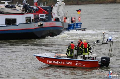 Frachtschiff Auf Grund Gelaufen Einsatzbericht Lorch Am Rhein