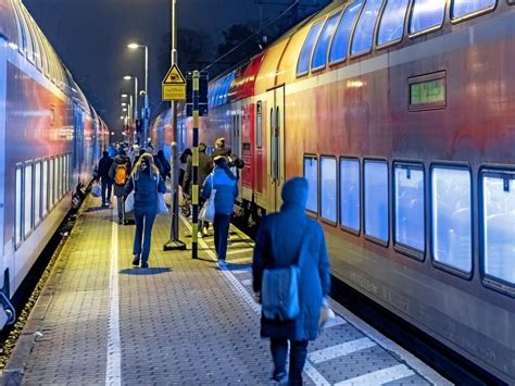 Deutsche Bahn Strecke Hamburg Lübeck wird monatelang gesperrt werden