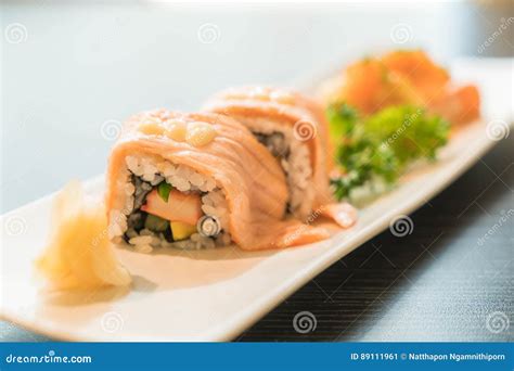 Salmon Burned Maki Stock Image Image Of Nori Healthy 89111961