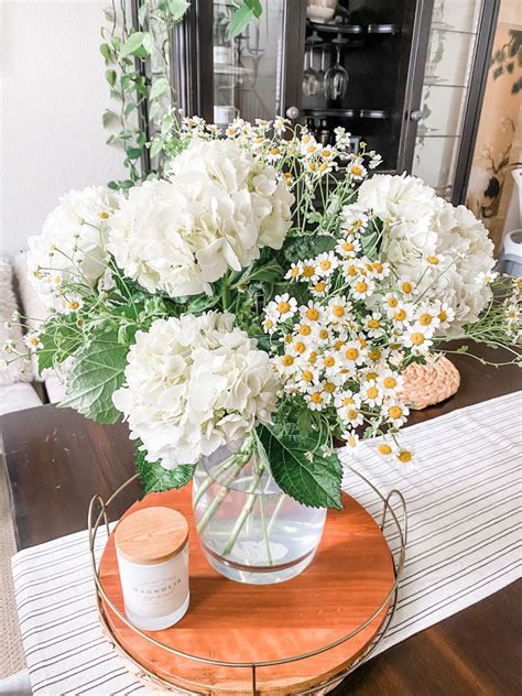 Trader Joe Flower Arrangement Flower Arrangements Arrangement Hydrangea