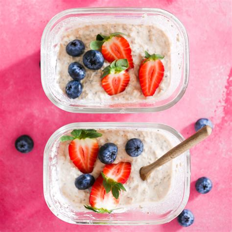 Quick And Easy Vanilla And Berry Overnight Oats Recipe Leah Itsines Leah Itsines