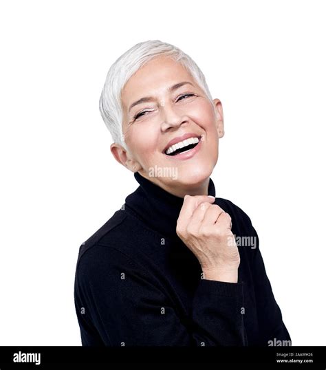 Femme noire mature avec short Banque de photographies et dimages à haute résolution Alamy