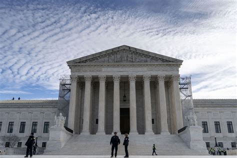 Supreme Court Grapples With Free Speech Concerns Involving Social Media