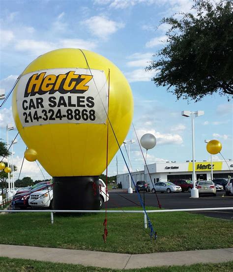 Advertising Balloons - Waco, San Antonio, Austin, Houston - Bark! Inflatable Advertising