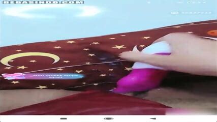 Indo Slut MILF Dinda