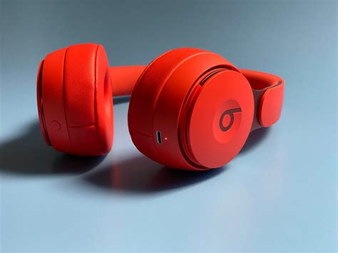 Beats Solo Pro headphones unveiled - CNET