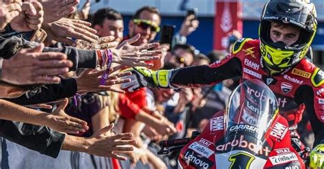 SBK 2023 GP di Spagna Alvaro Bautista vince Gara1 a Jerez ed è ancora