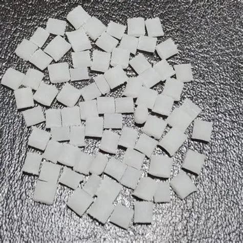 White Nylon 6 GF15 Gass Filled Granules For Engineering Plastics