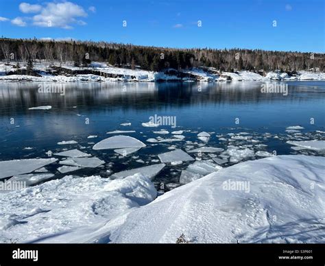 Winter Lake Superior Stock Photo - Alamy