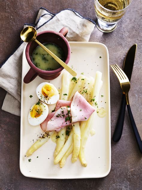 Klassieke Asperges Met Ham Ei En Botersaus Project Gezond