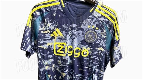 Photos Le Maillot Ext Rieur De L Ajax Pour A Fuit Et C Est